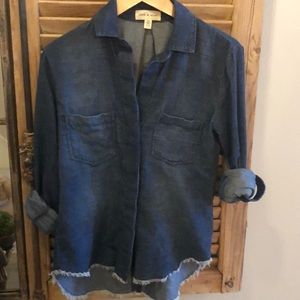 Cloth and stone Chambray top size XXS